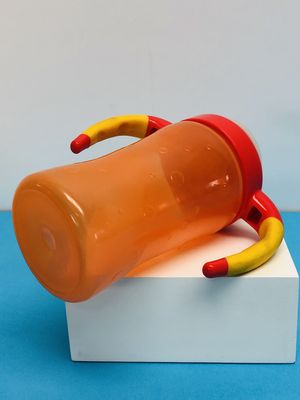 BPA 무료 비 누출 9 달 7 온스 아이 아이 sippy 컵