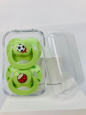 아기 갓 태어난 모유로 키운 아기 가상을 잠들게 하는 실리콘