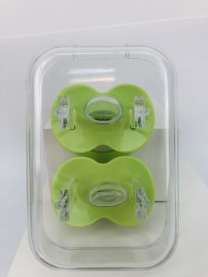 아기 갓 태어난 모유로 키운 아기 가상을 잠들게 하는 실리콘